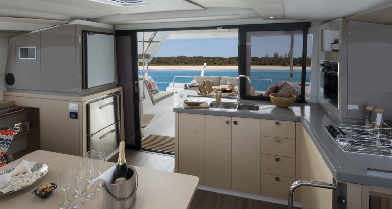 Fountaine Pajot Lucia 40 - 3 cabins