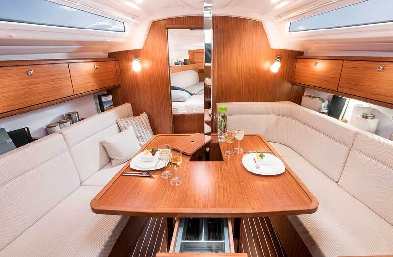 Bavaria 34 Cruiser - 2 cabins
