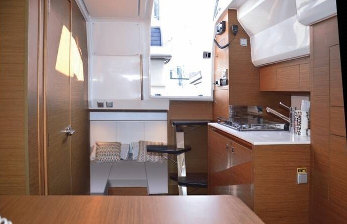 Jeanneau Cap Camarat 10.5 WA