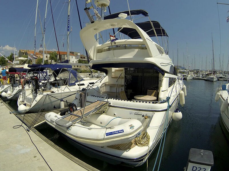 Fairline Phantom 40