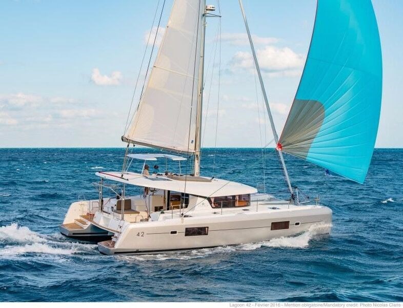Lagoon 42 charter