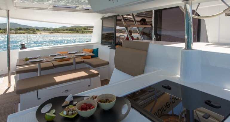 Fountaine Pajot Helia 44 (4+2)
