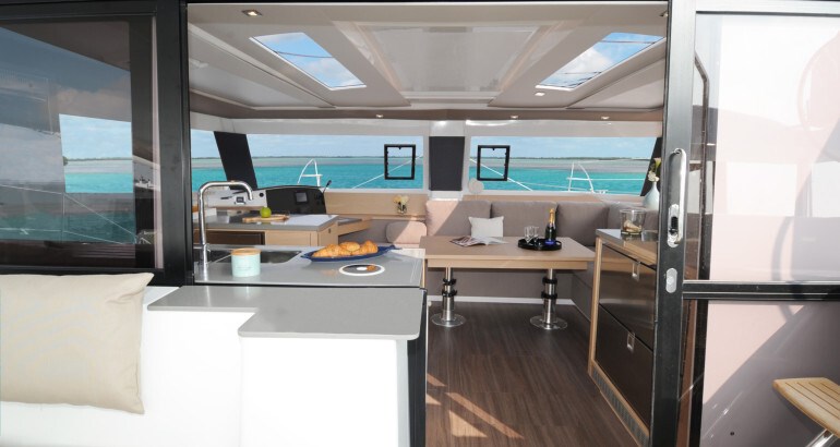 Fountaine Pajot Helia 44 (4+2)