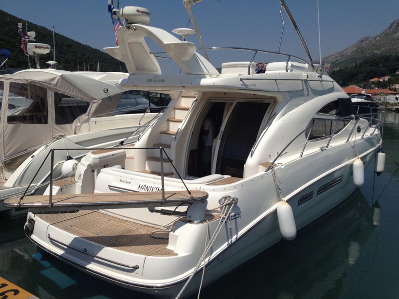 Sealine F 42