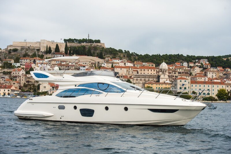Azimut 47 Fly