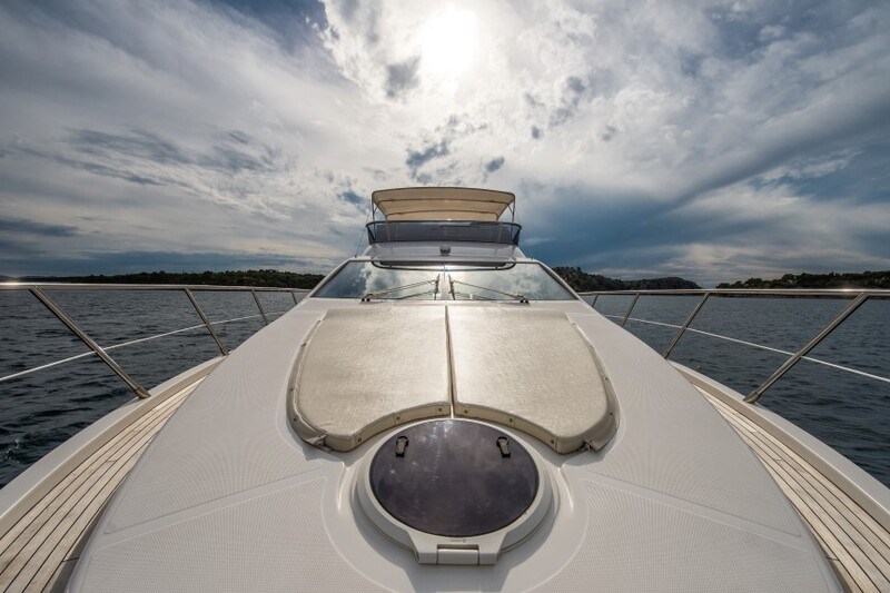 Azimut 47 Fly