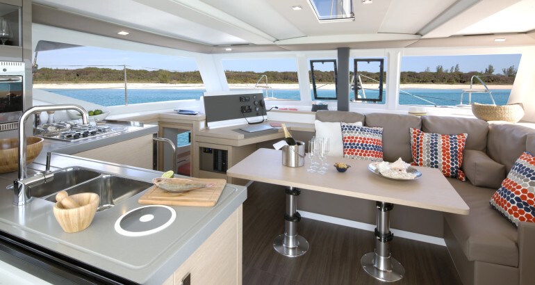 Fountaine Pajot Lucia 40