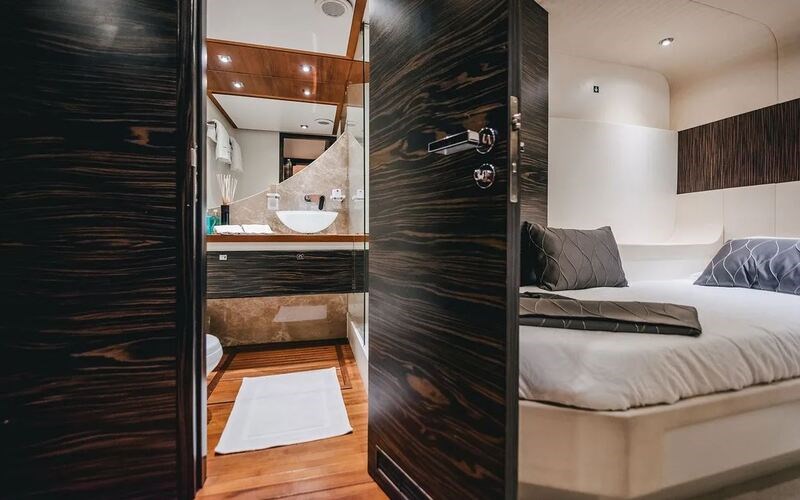 Oceanline shipyard 127