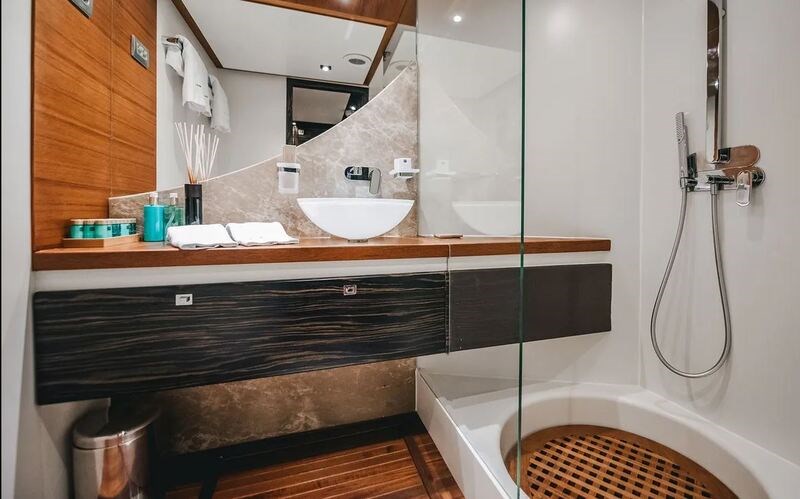 Oceanline shipyard 127