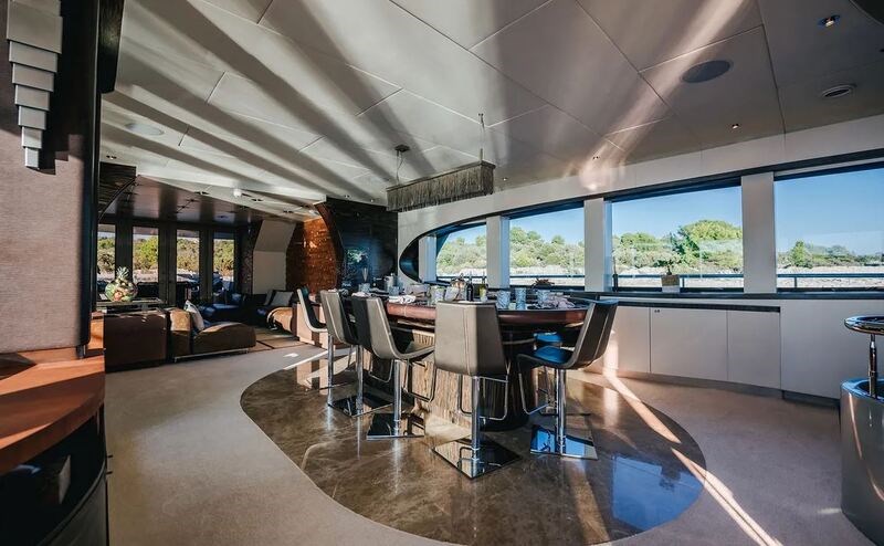 Oceanline shipyard 127