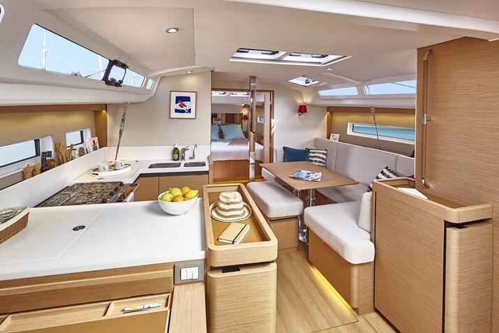 Jeanneau Sun Odyssey 440 owner