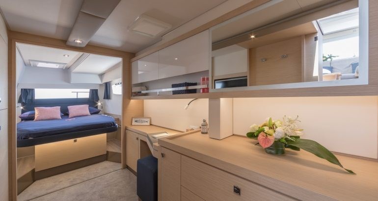 Fountaine Pajot Saona 47