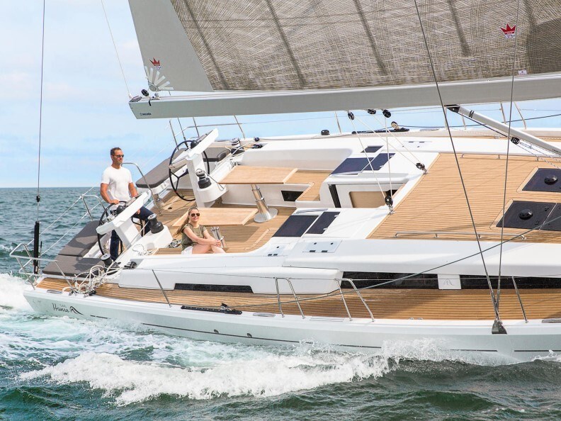 Hanse 548 charter