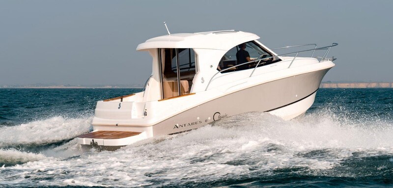 Beneteau Antares 8