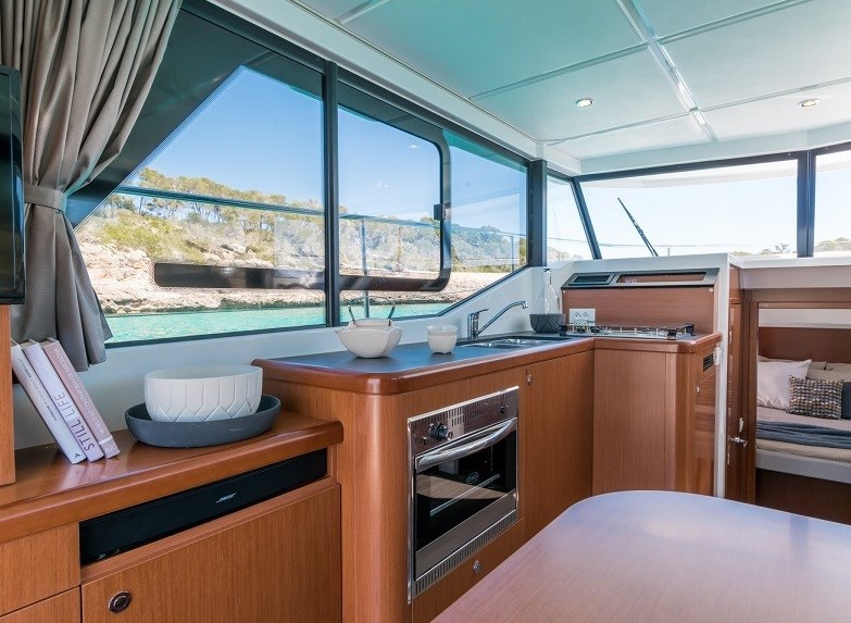 Beneteau Trawler 30