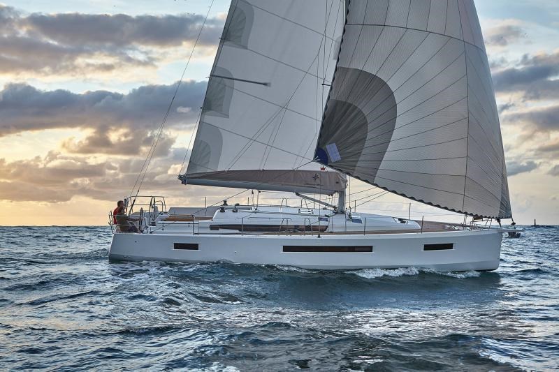 Jeanneau Sun Odyssey 490 Charter