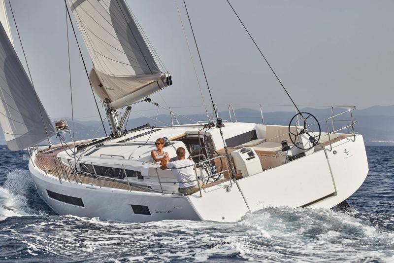 Jeanneau Sun Odyssey 490 Charter