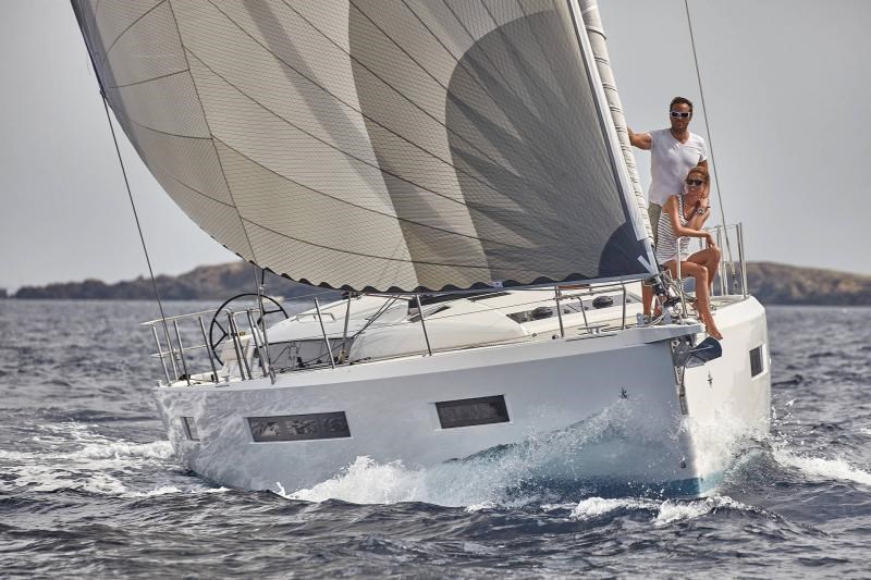 Jeanneau Sun Odyssey 490 Charter