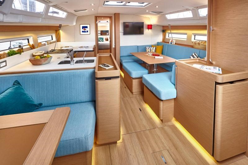 Jeanneau Sun Odyssey 490 Charter