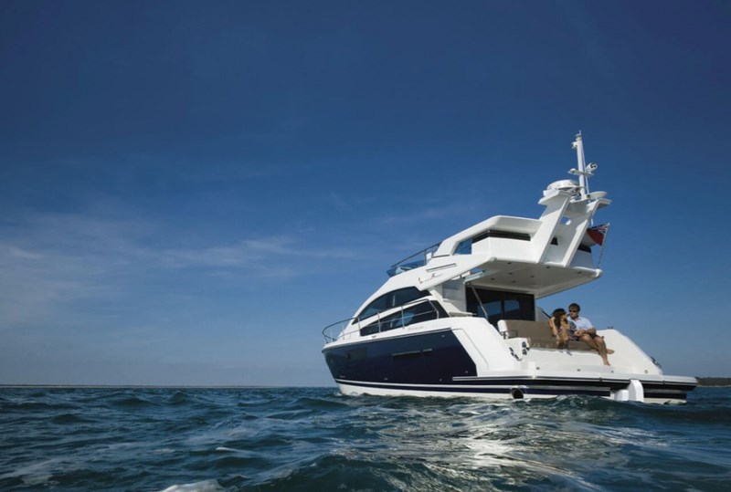 Fairline Squadron 42