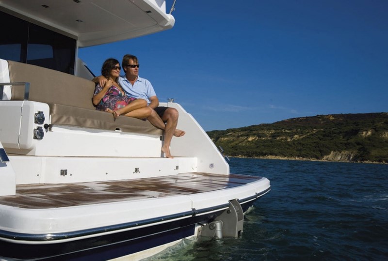Fairline Squadron 42