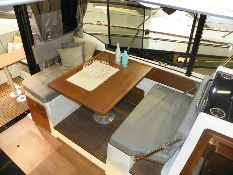 Jeanneau Merry Fisher 1095