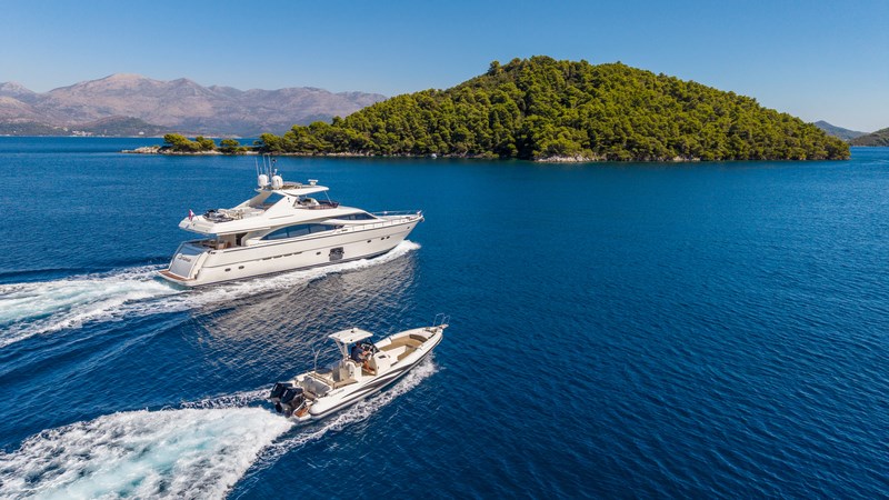 Ferretti 830 Cipriana