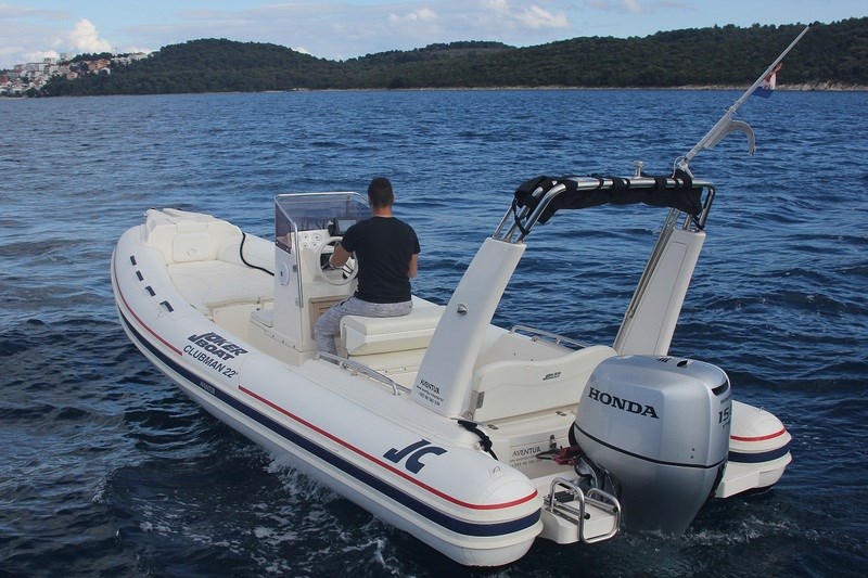 Joker boat Clubman 22