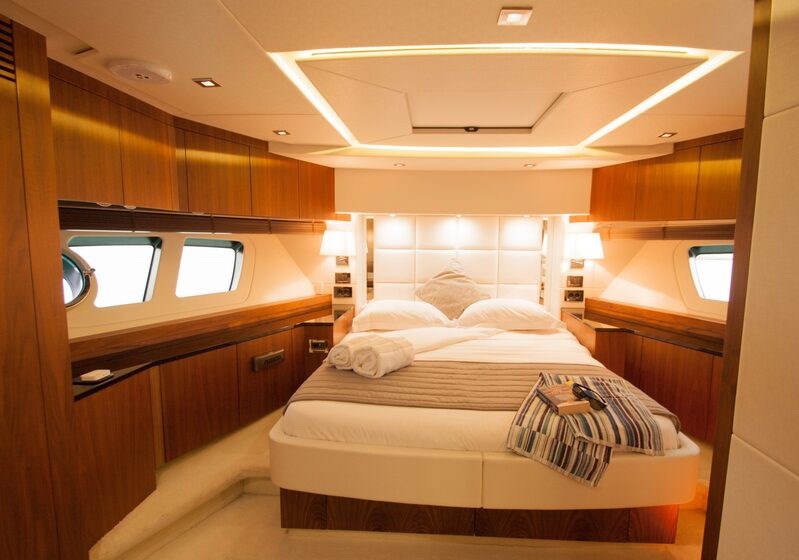 Sunseeker Manhattan73