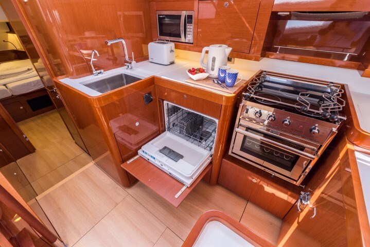 Beneteau Oceanis 60 owner