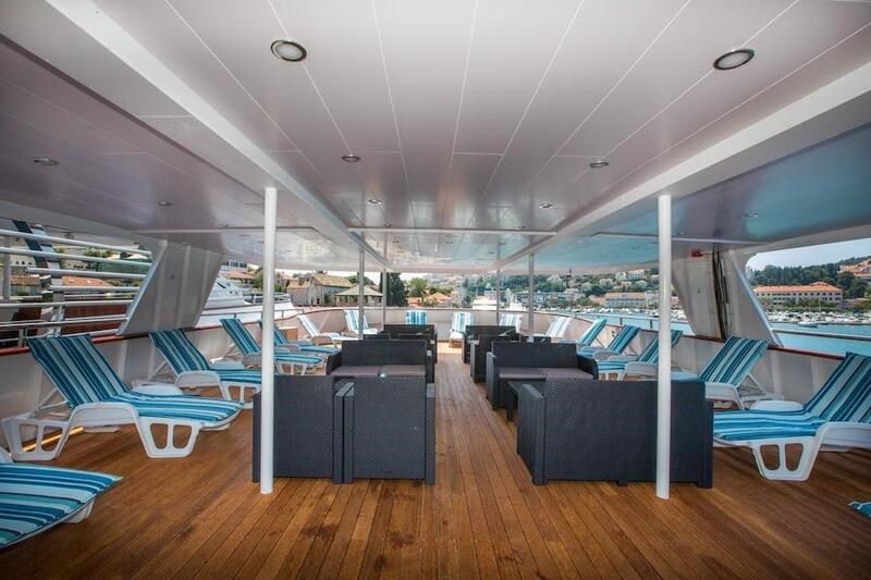 Mini cruiser Adriatic Princess