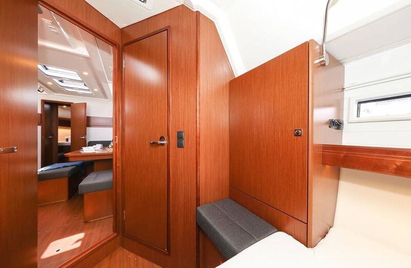 Bavaria Cruiser 46 Style