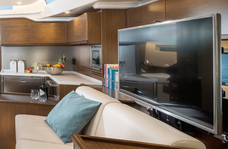 Bavaria Cruiser 57 Style