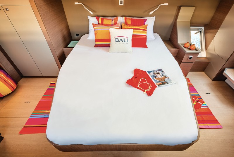 Bali 4.8 - 5 cabin