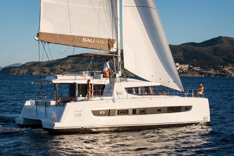 Bali 4.8 - 5 cabin