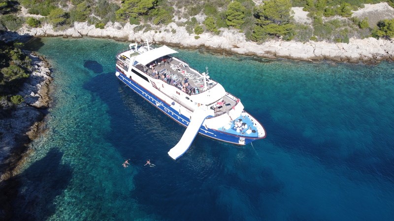 Mini cruiser Lupus Mare