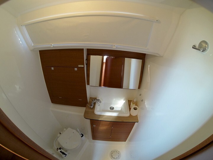 Dufour 460 BT Get Lucky