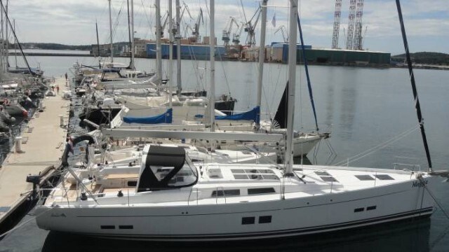 Hanse 575 5+1 cabins