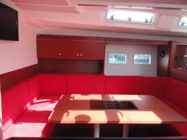 Hanse 575 5+1 cabins