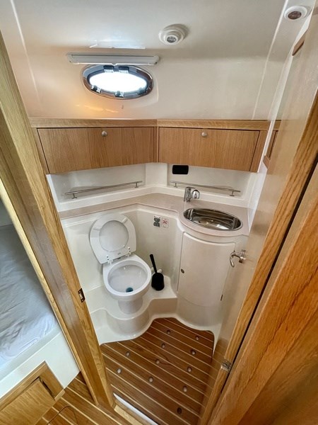 SAS - Vektor Adriana 36 new