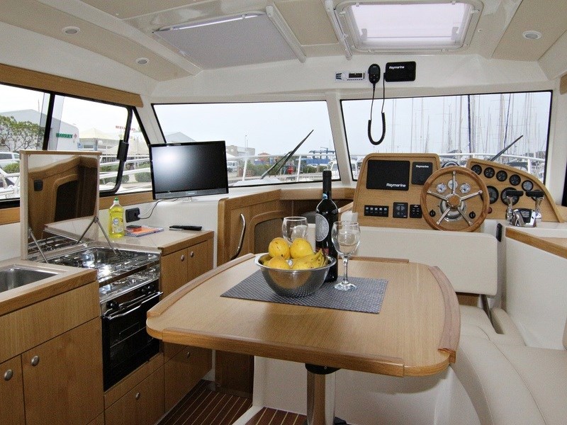 SAS - Vektor Adriana 36 new