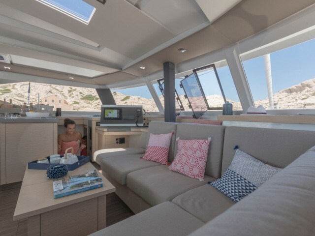 Fountaine Pajot Astrea 42 6 cab
