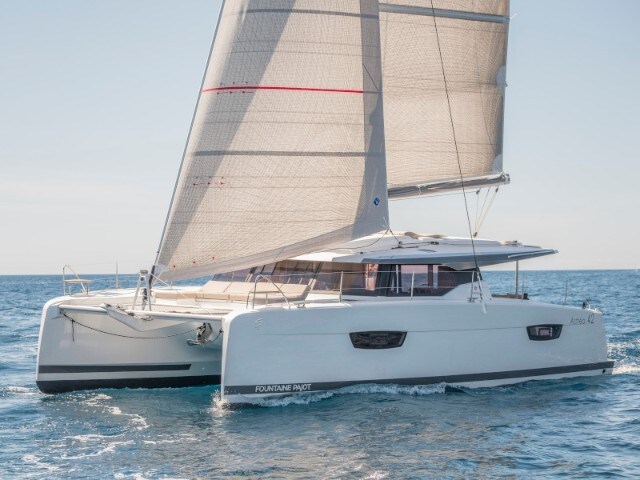 Fountaine Pajot Astrea 42 6 cab