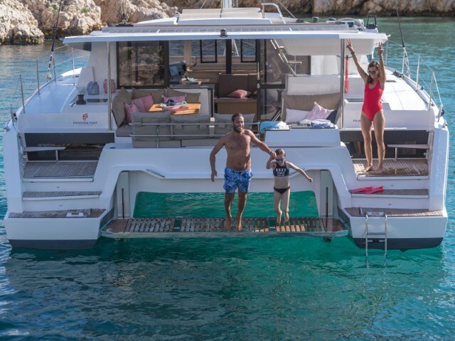 Fountaine Pajot Astrea 42 6 cab