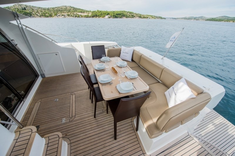 Galeon 640 Fly