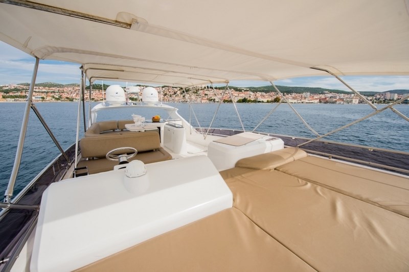 Galeon 640 Fly