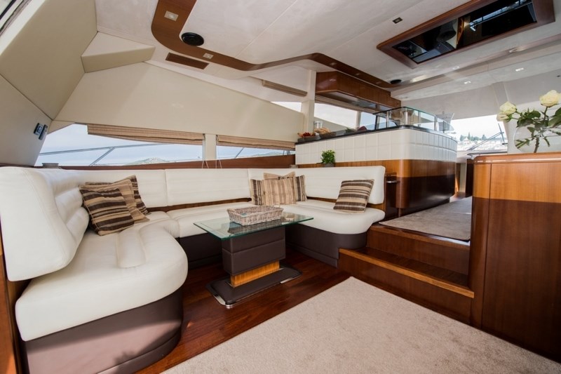 Galeon 640 Fly