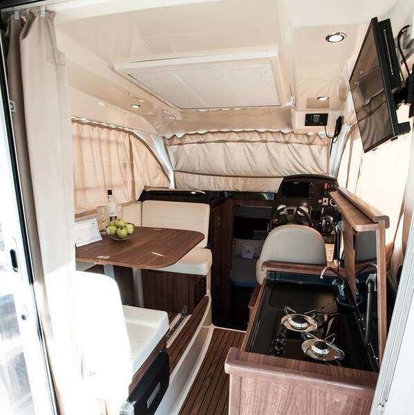 Quicksilver 885 Weekend