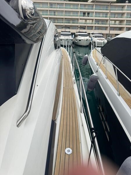 Sunseeker Predator 62