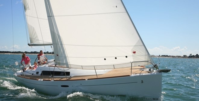 sail Beneteau Oceanis 37